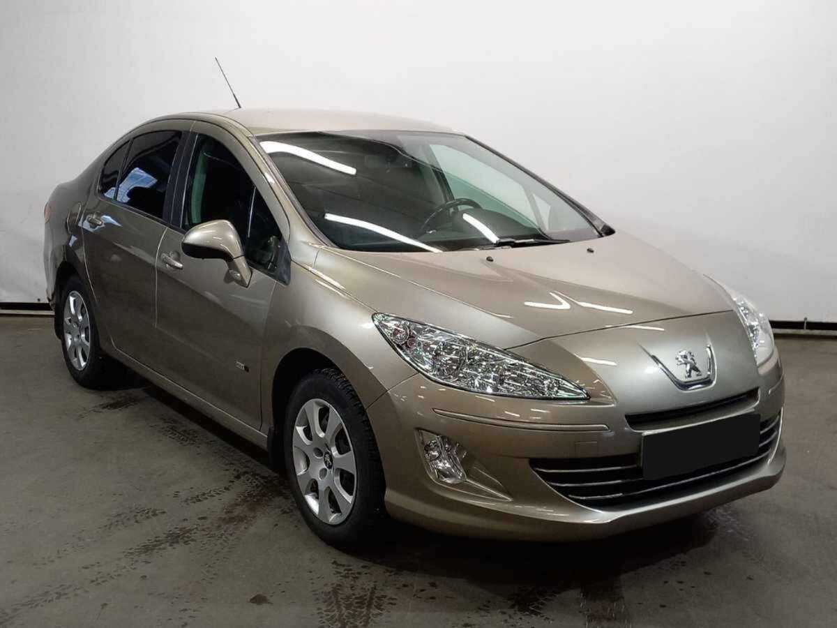 Peugeot 408 2016 года с пробегом. Фото: #2