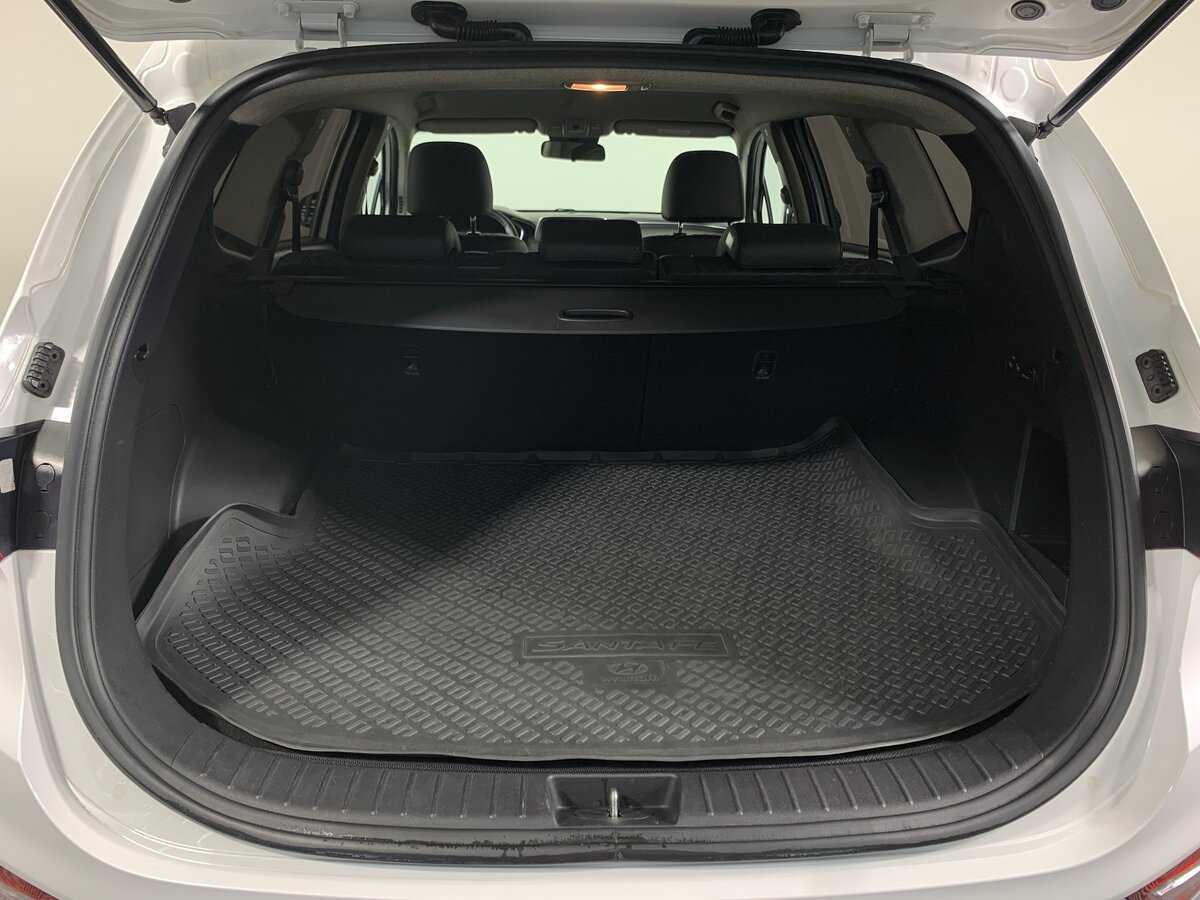 Hyundai Santa Fe 2019 года с пробегом. Фото: #17