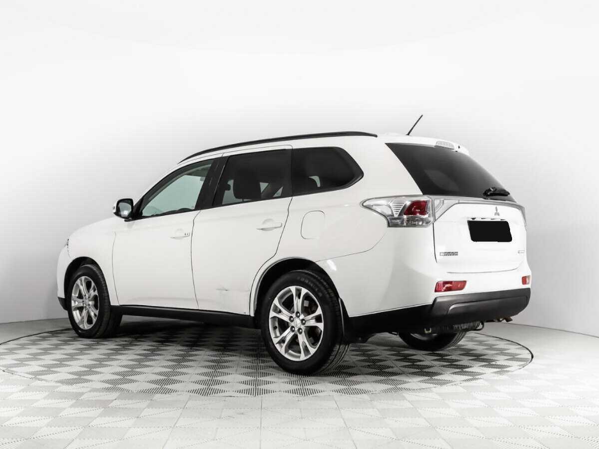 Mitsubishi Outlander 2014 года с пробегом. Фото: #6