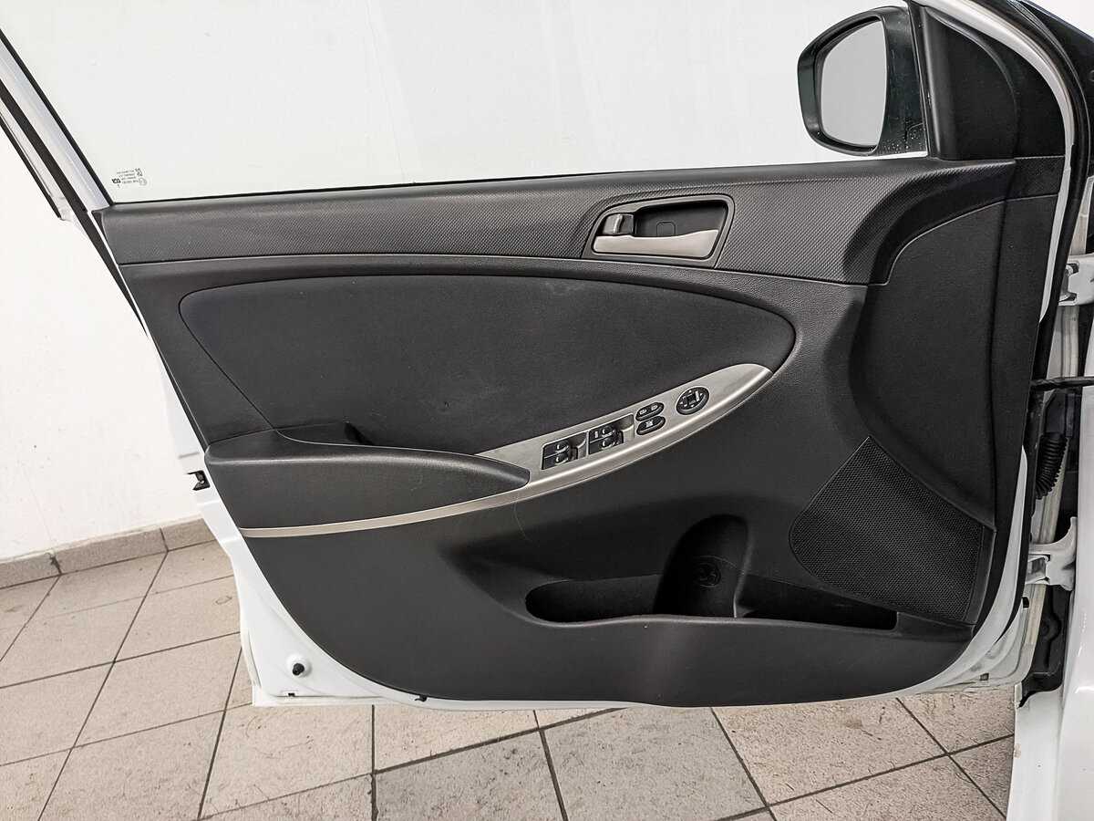 Hyundai Solaris 2015 года с пробегом. Фото: #16