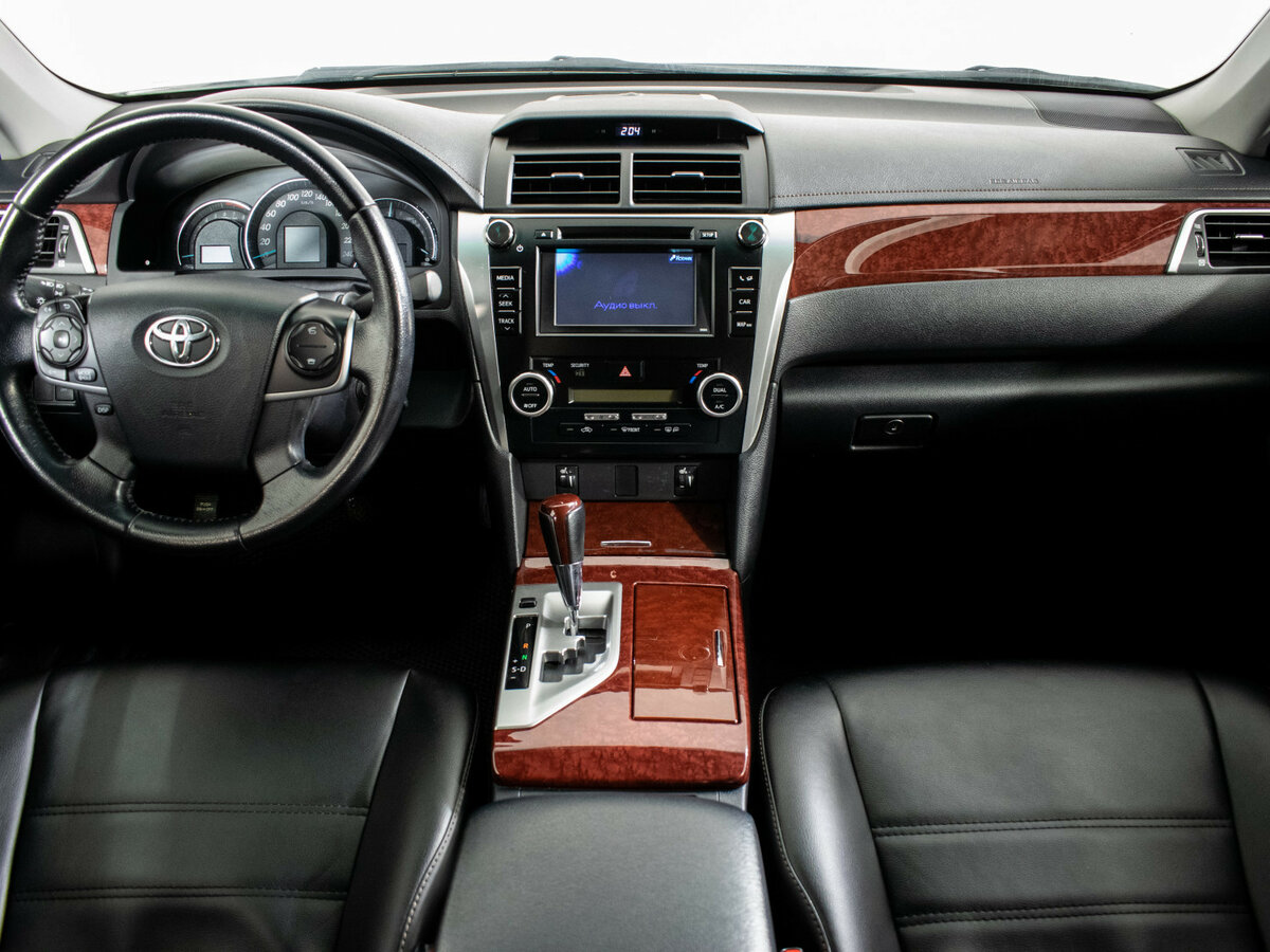 Toyota Camry 2014 года с пробегом. Фото: #8