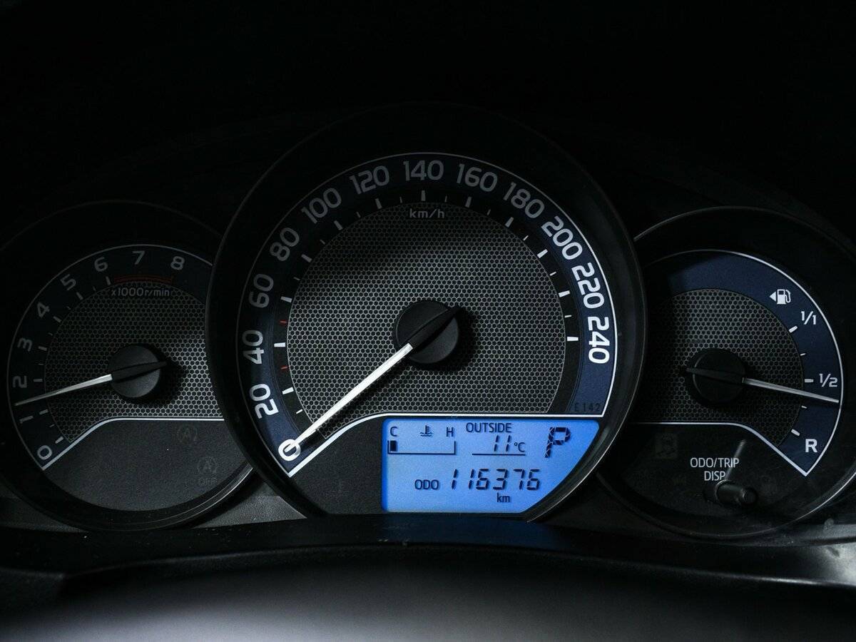 Toyota Corolla 2015 года с пробегом. Фото: #9