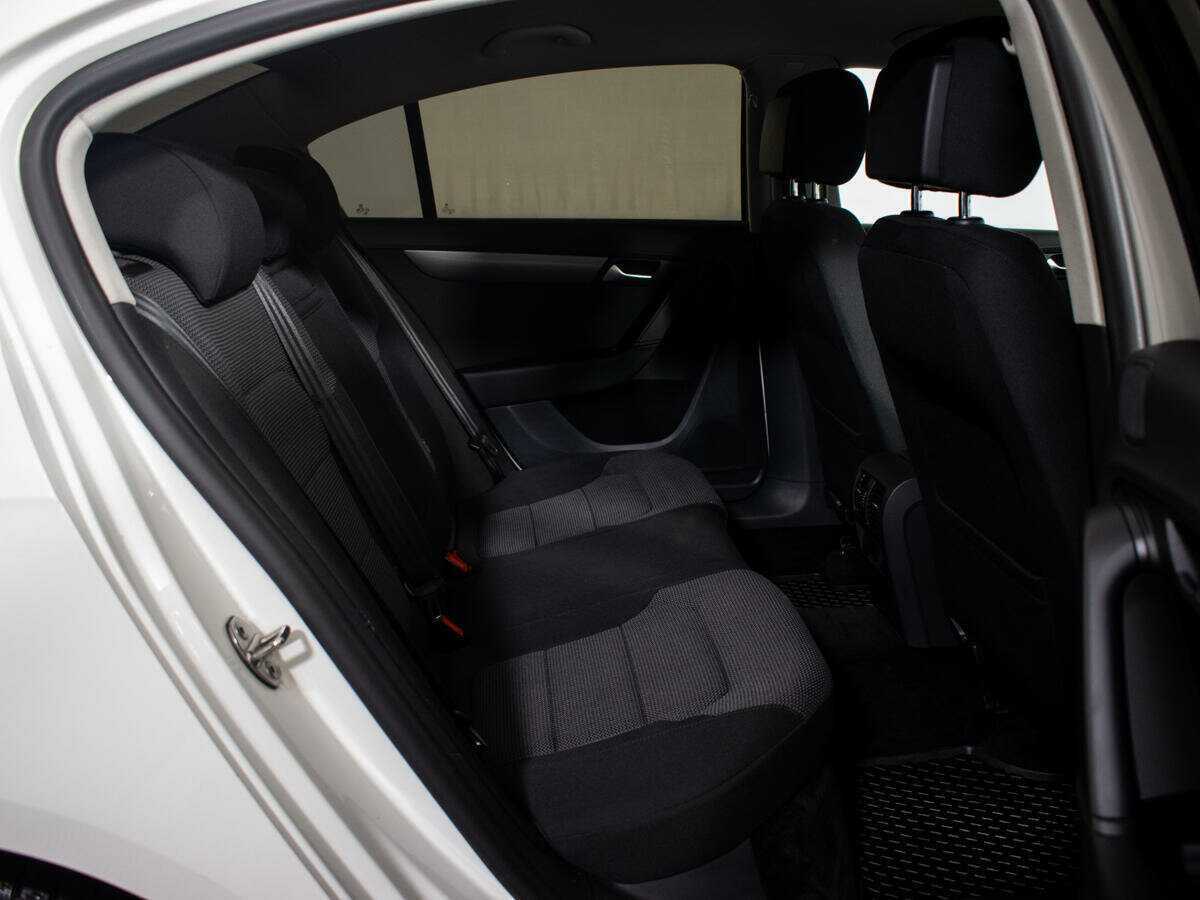 Volkswagen Passat 2014 года с пробегом. Фото: #8