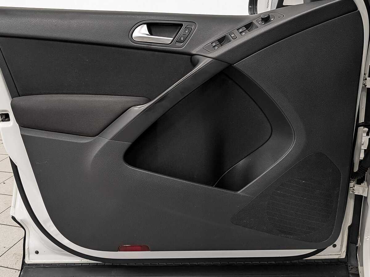 Volkswagen Tiguan 2013 года с пробегом. Фото: #16