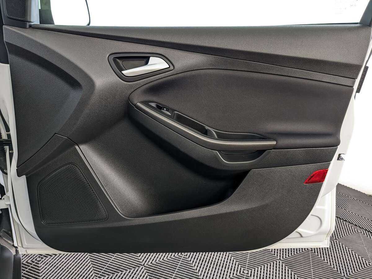 Ford Focus 2018 года с пробегом. Фото: #20