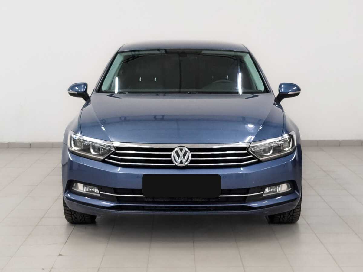 Volkswagen Passat 2015 года с пробегом. Фото: #1