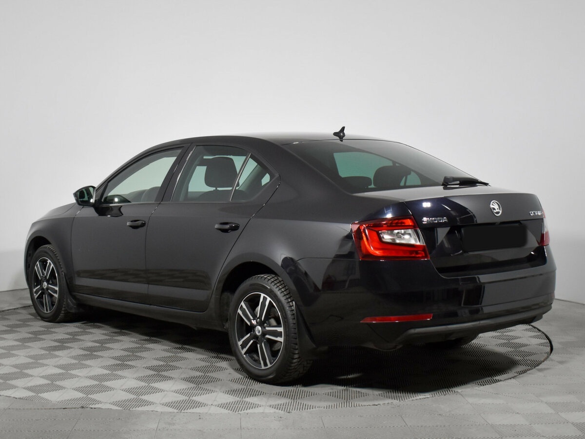 Skoda Octavia 2019 года с пробегом. Фото: #6