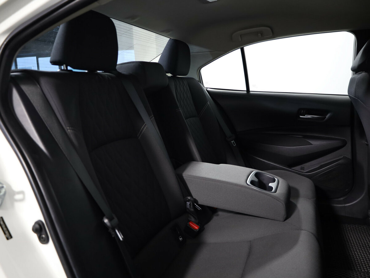 Toyota Corolla 2019 года с пробегом. Фото: #12