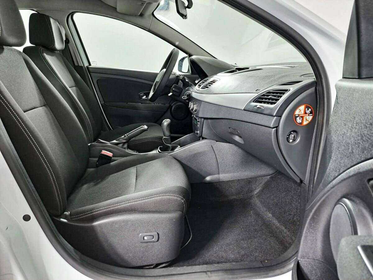 Renault Megane 2013 года с пробегом. Фото: #8