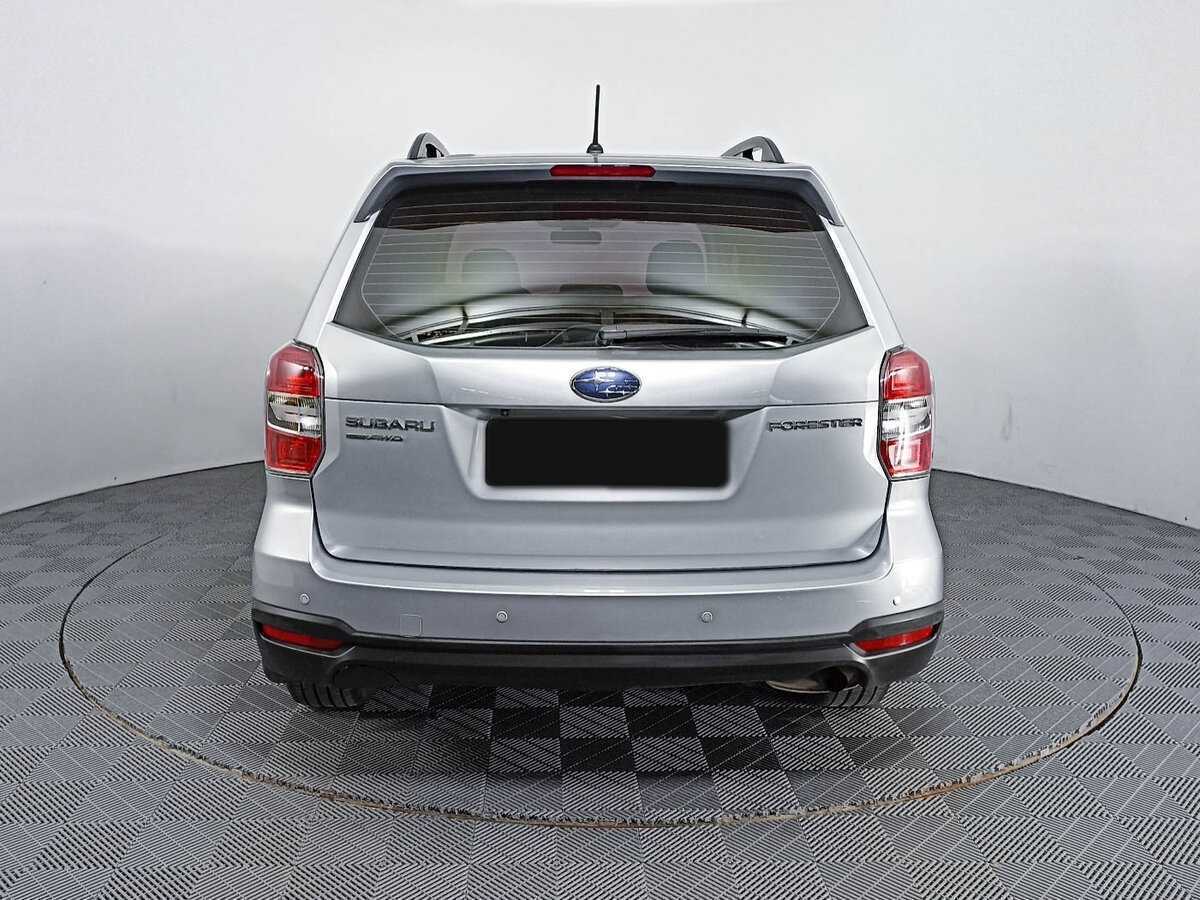 Subaru Forester 2014 года с пробегом. Фото: #4