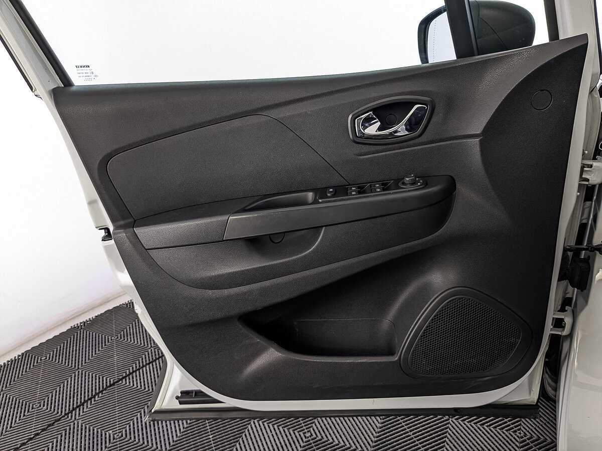 Renault Kaptur 2018 года с пробегом. Фото: #18