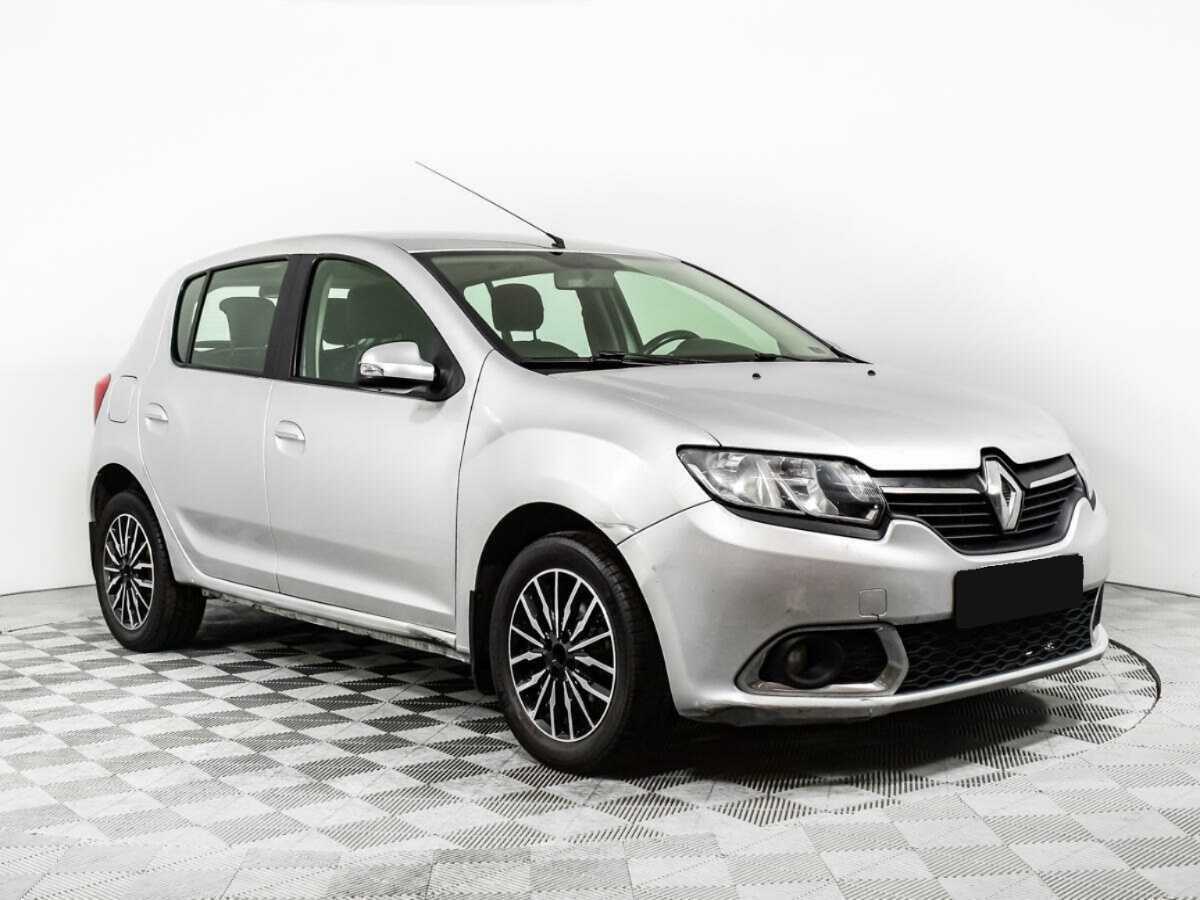 Renault Sandero 2015 года с пробегом. Фото: #2