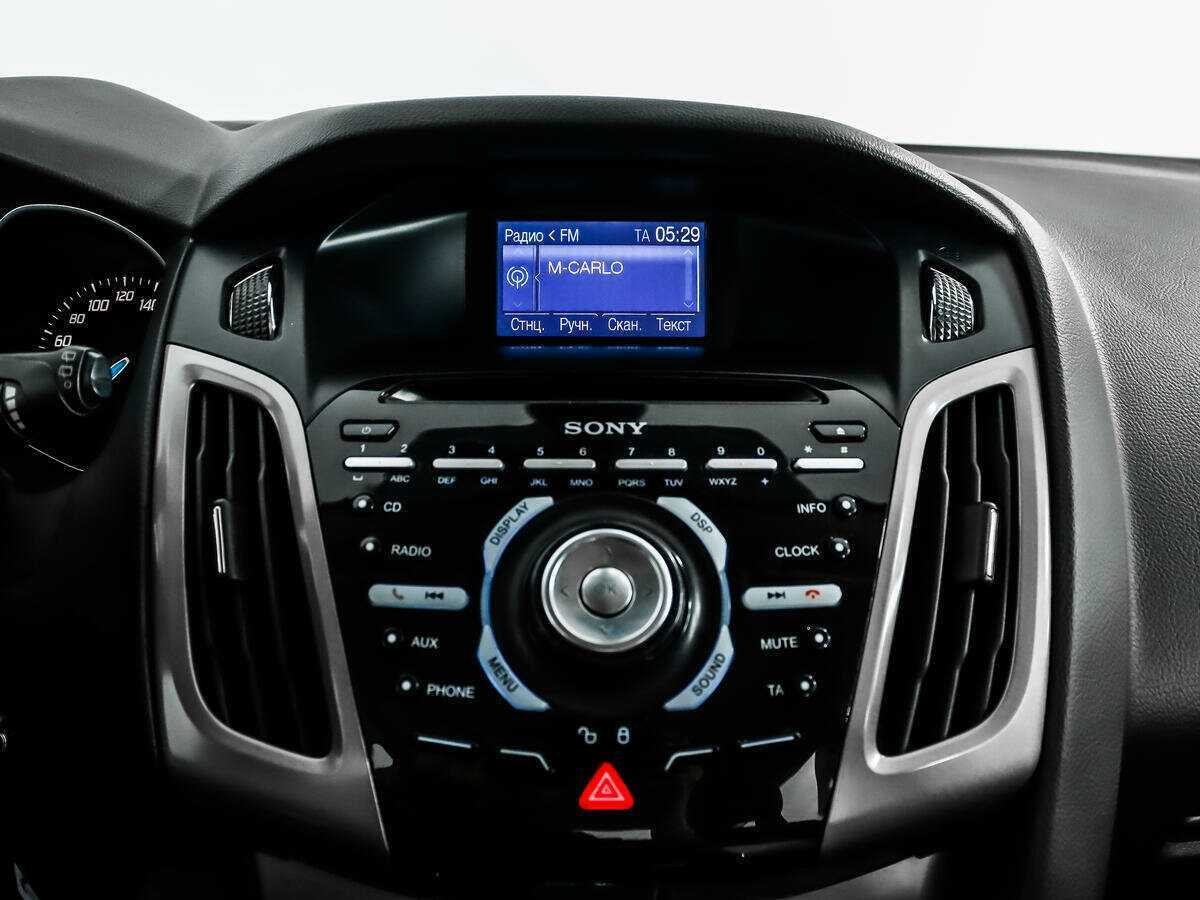 Ford Focus 2012 года с пробегом. Фото: #12