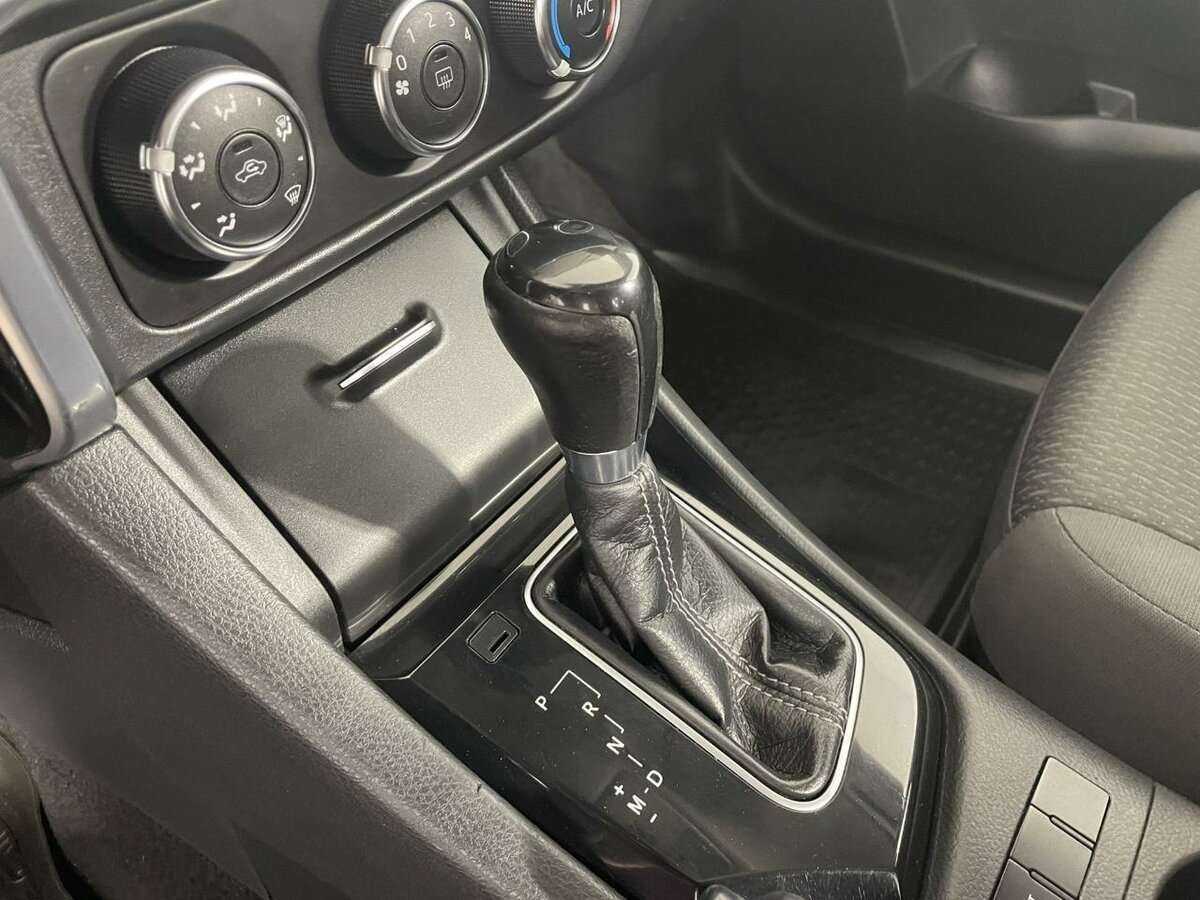 Toyota Corolla 2017 года с пробегом. Фото: #12