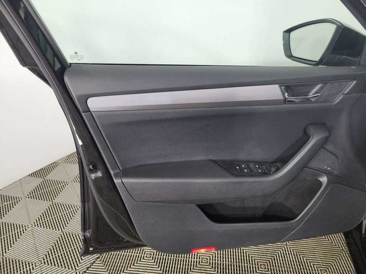 Skoda Superb 2016 года с пробегом. Фото: #7