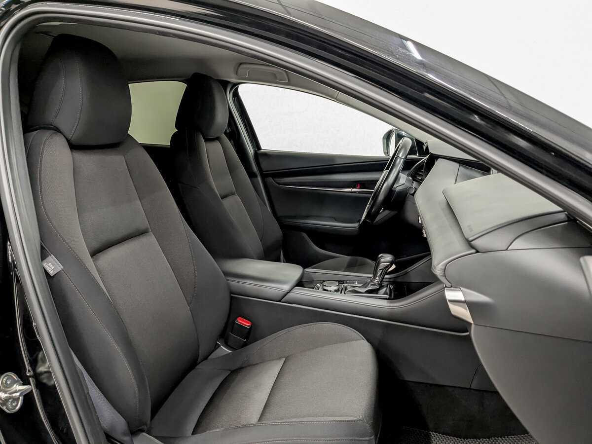 Mazda 3 2019 года с пробегом. Фото: #22