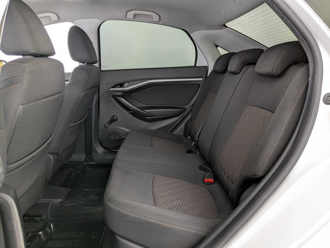 Lada (ВАЗ) Vesta 2016 года с пробегом. Фото: #8