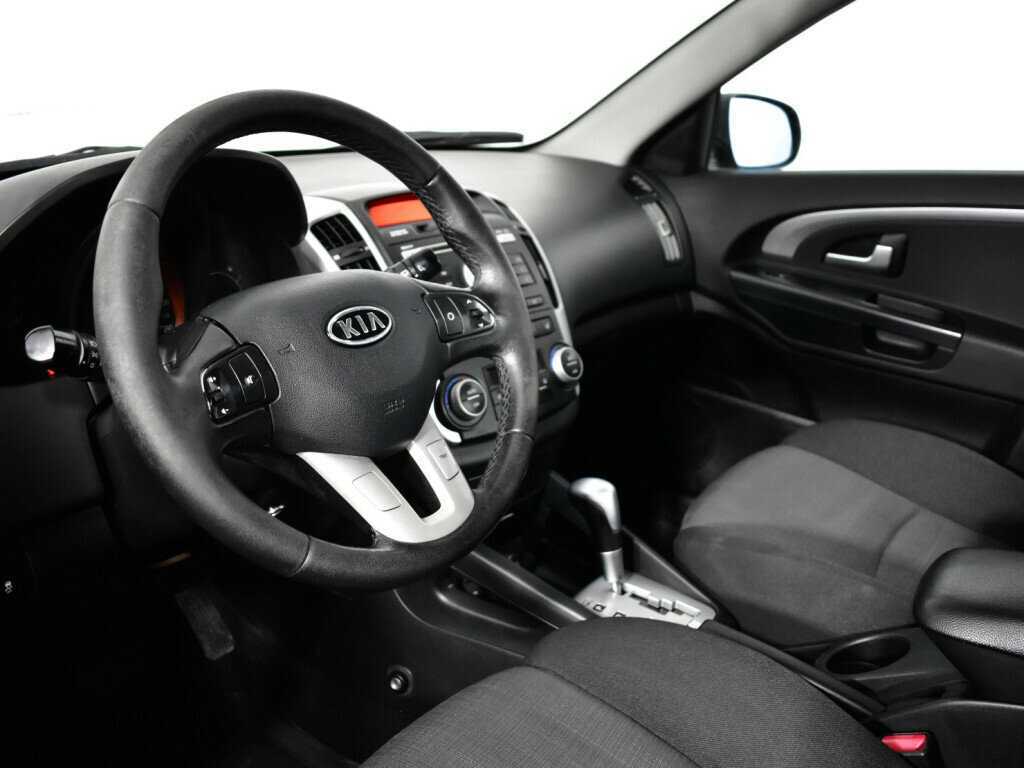 Kia Ceed 2012 года с пробегом. Фото: #12