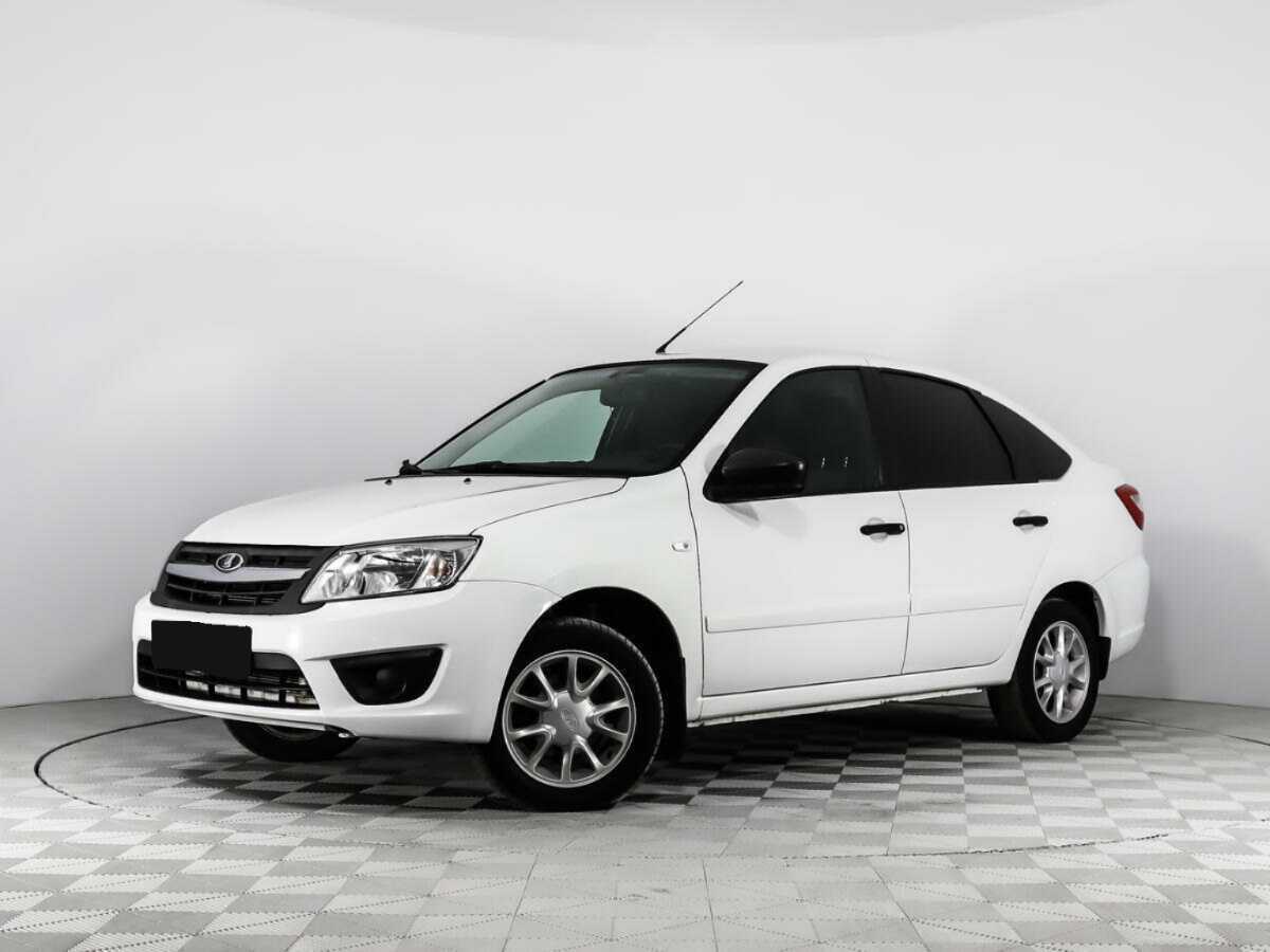 Lada (ВАЗ) Granta 2017 года с пробегом. Посмотреть фото
