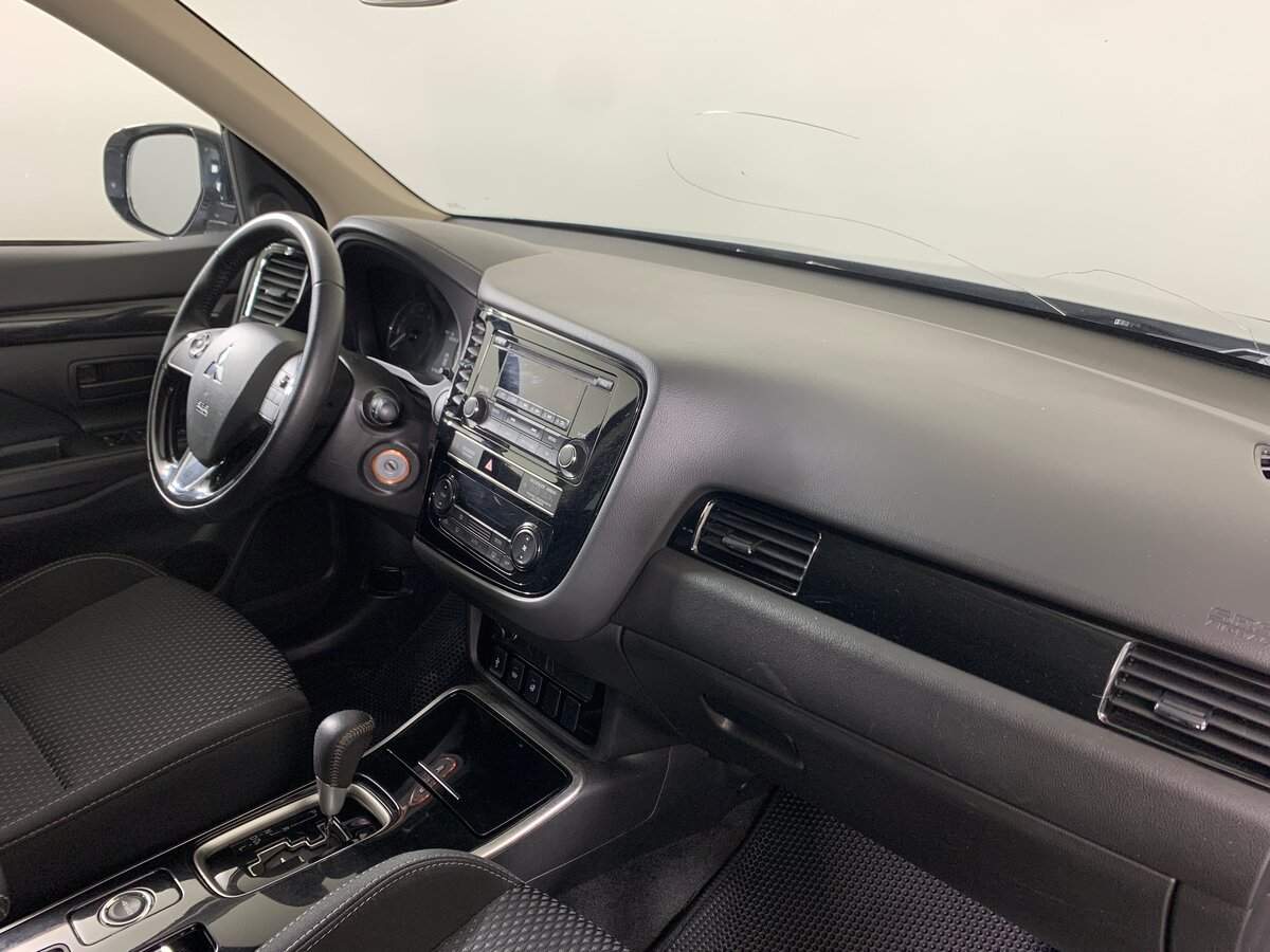 Mitsubishi Outlander 2019 года с пробегом. Фото: #12