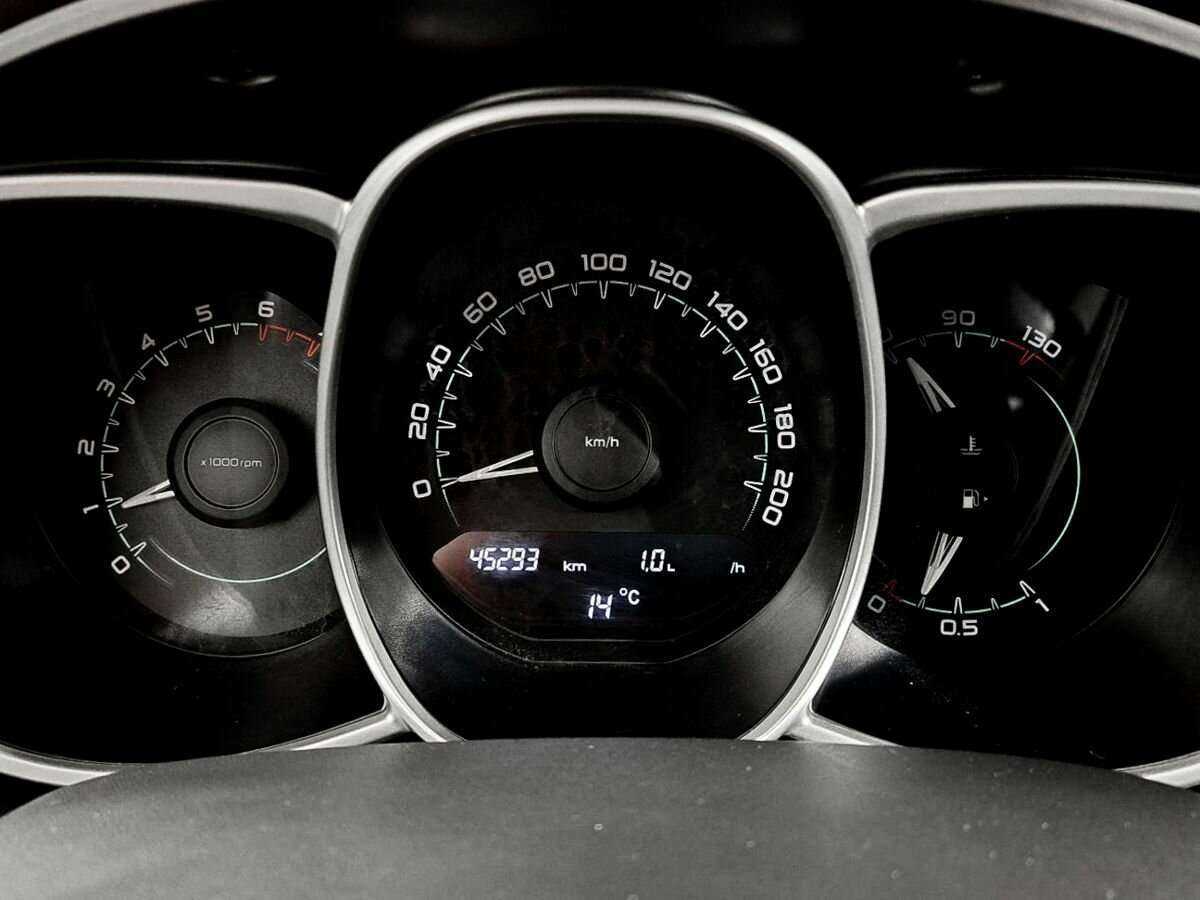 Lada (ВАЗ) Vesta 2017 года с пробегом. Фото: #7