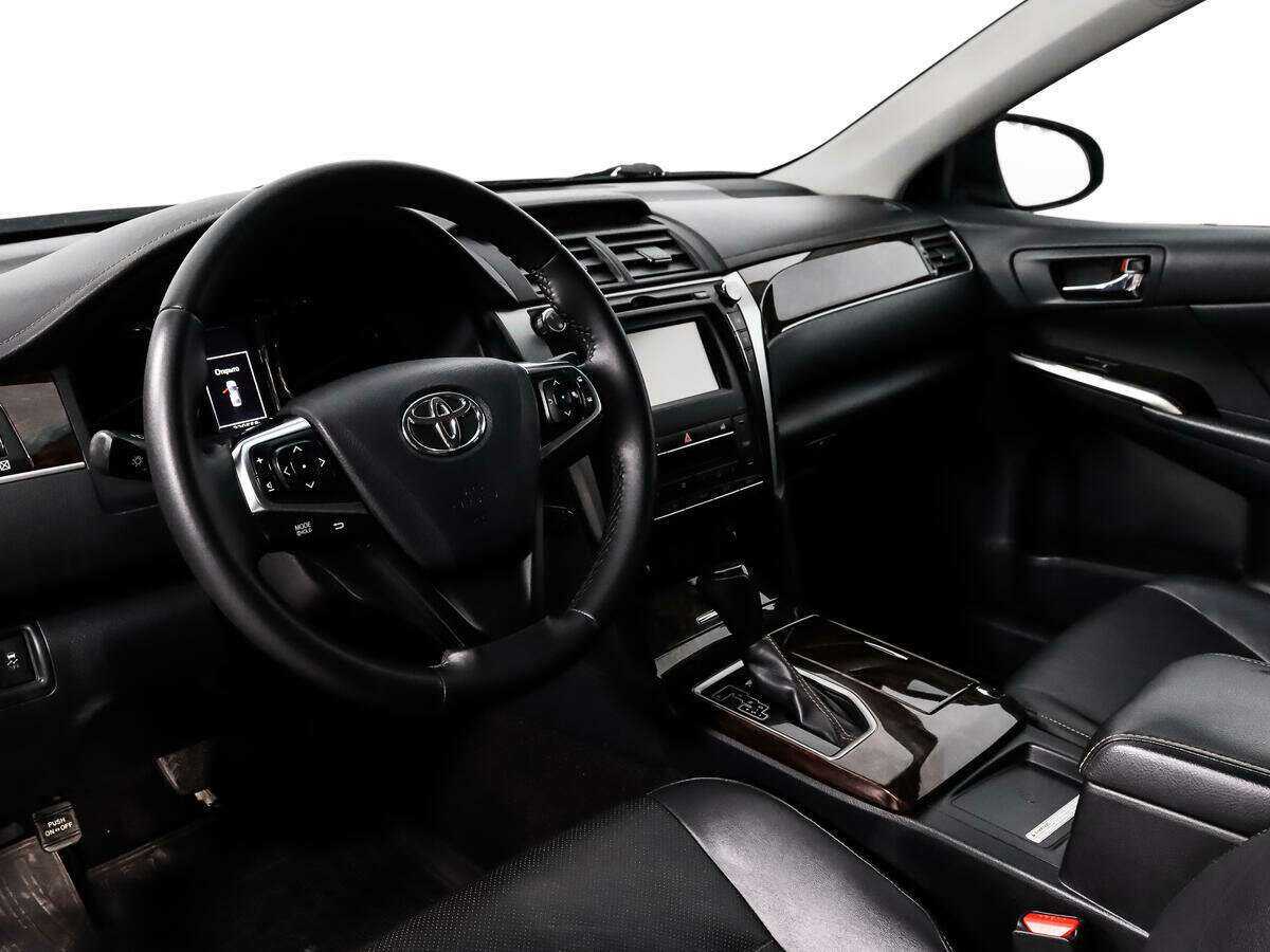 Toyota Camry 2016 года с пробегом. Фото: #8