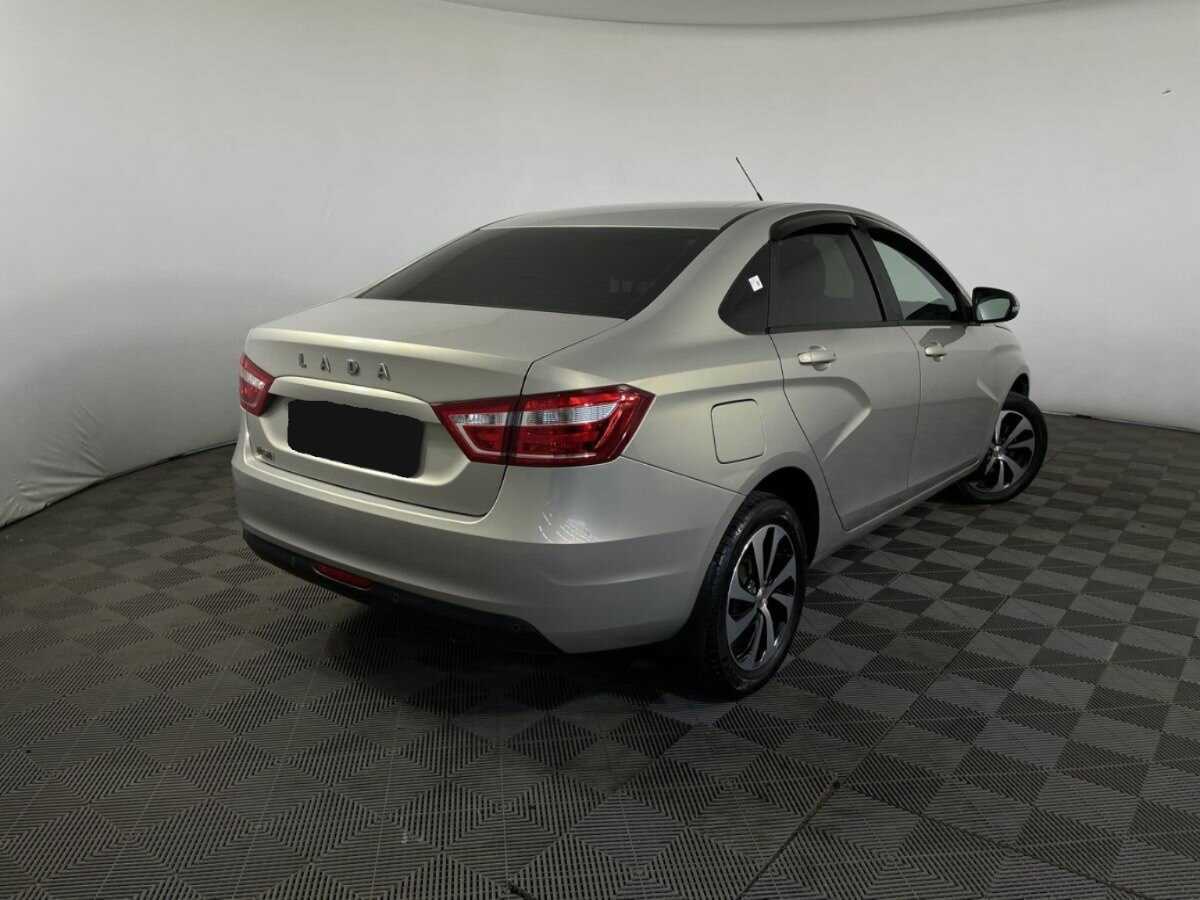 Lada (ВАЗ) Vesta 2018 года с пробегом. Фото: #5