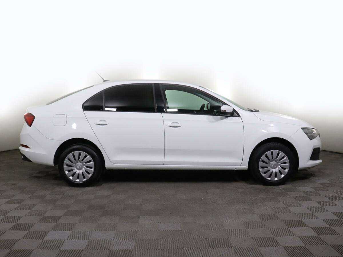 Skoda Rapid 2021 года с пробегом. Фото: #2