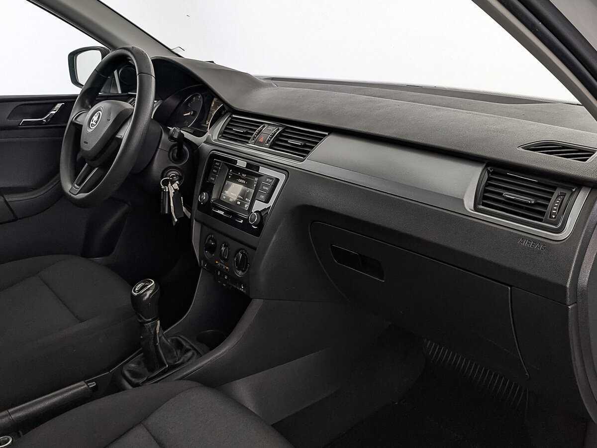 Skoda Rapid 2017 года с пробегом. Фото: #11