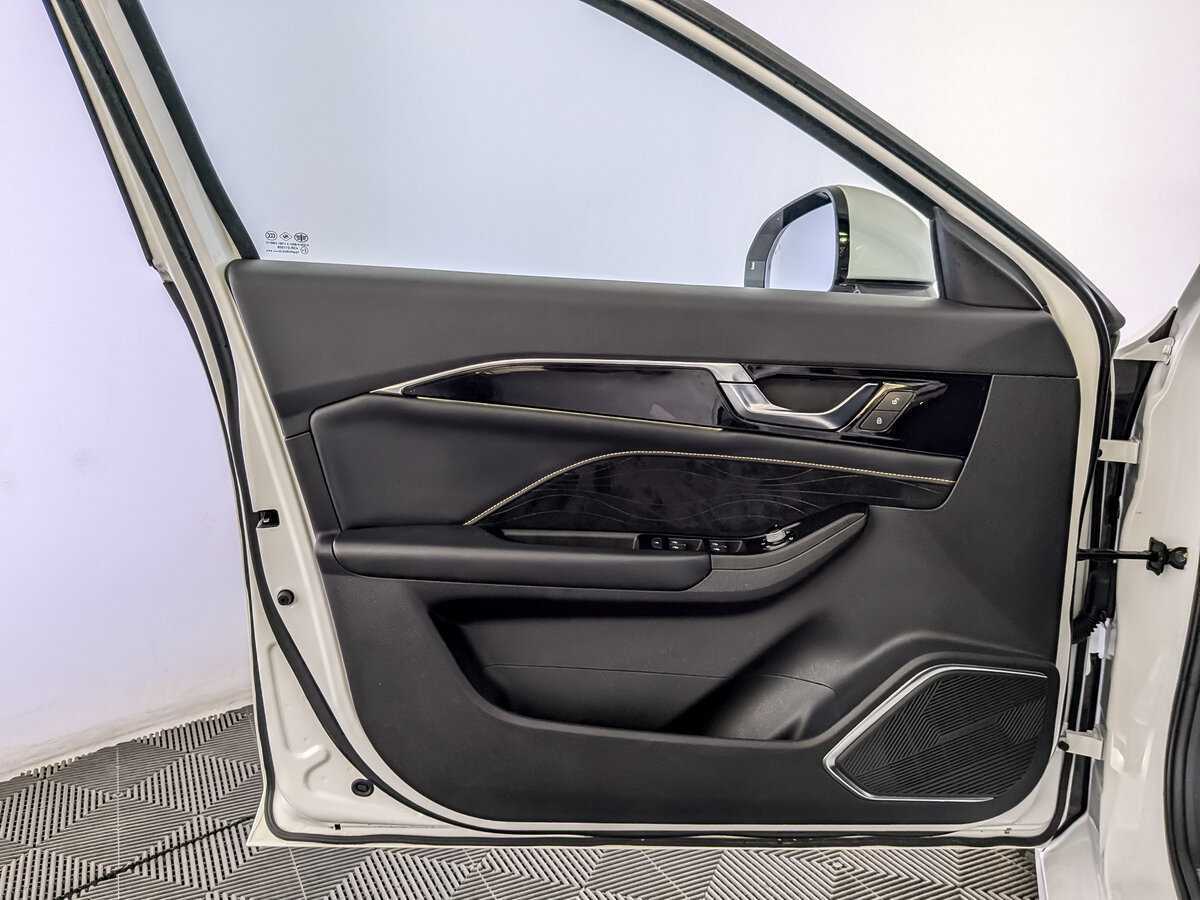 FAW Bestune B70 2023 года с пробегом. Фото: #16