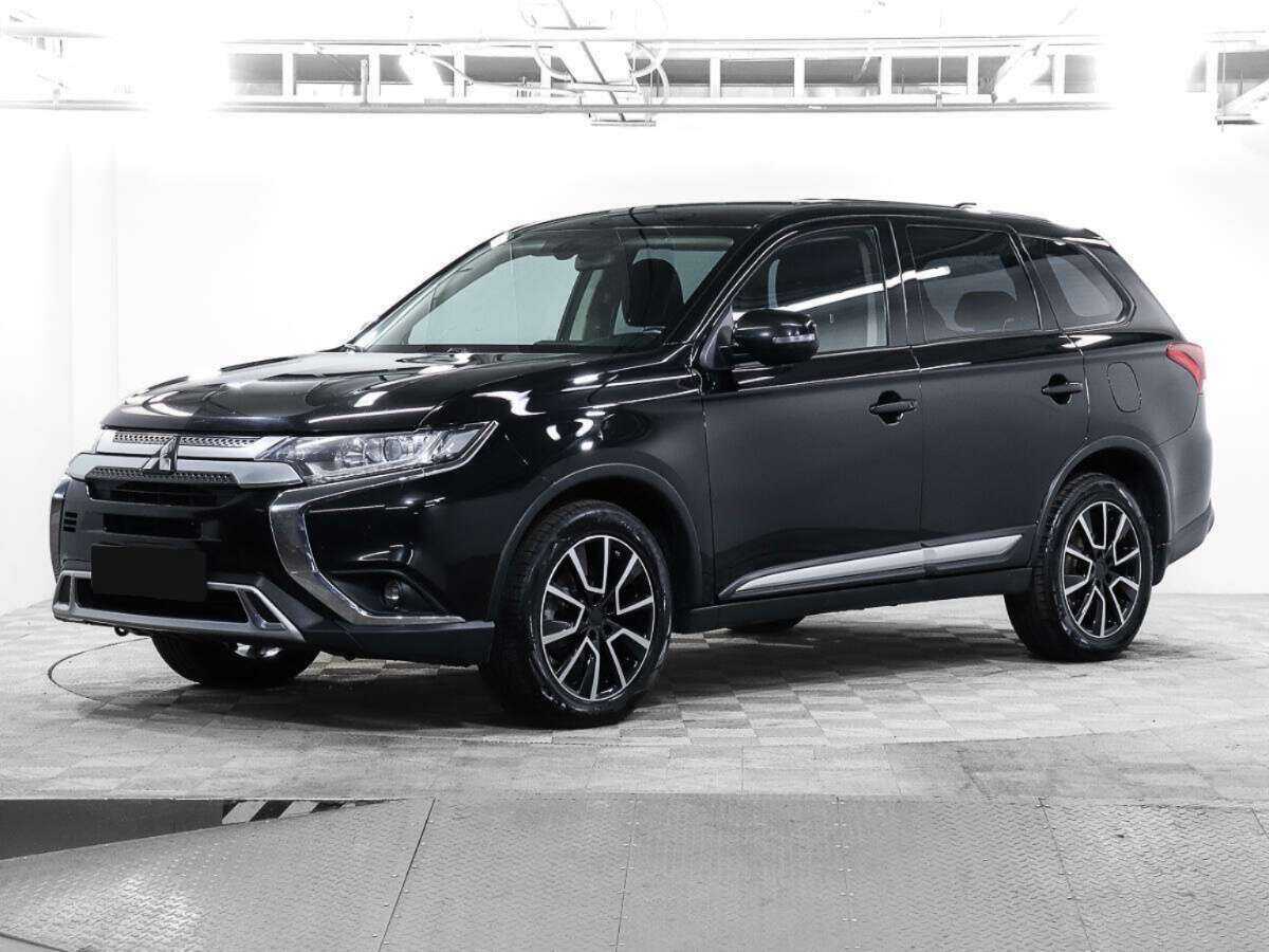 Mitsubishi Outlander 2018 года с пробегом. Фото: #0