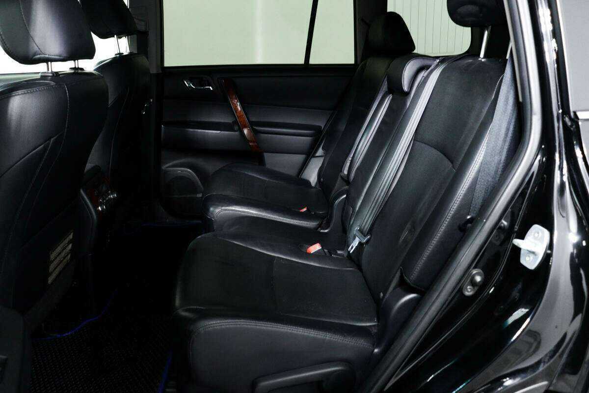 Toyota Highlander 2012 года с пробегом. Фото: #11