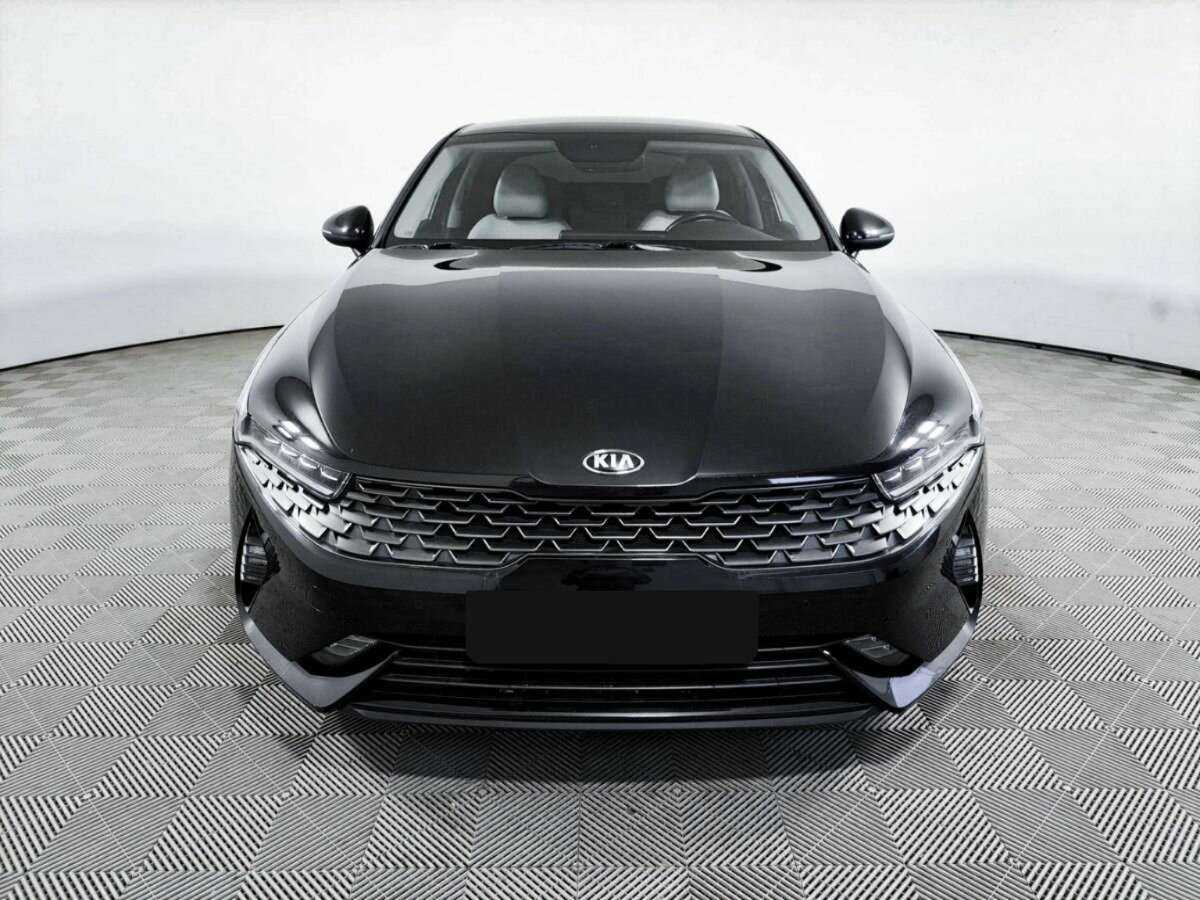 Kia K5 2021 года с пробегом. Фото: #1