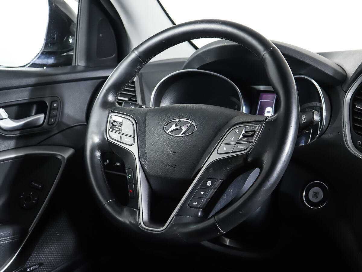 Hyundai Santa Fe 2016 года с пробегом. Фото: #16
