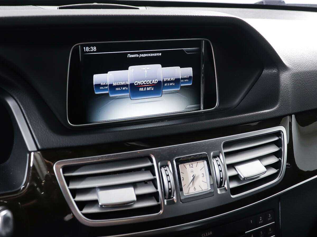 Mercedes-Benz E-Класс 2015 года с пробегом. Фото: #17