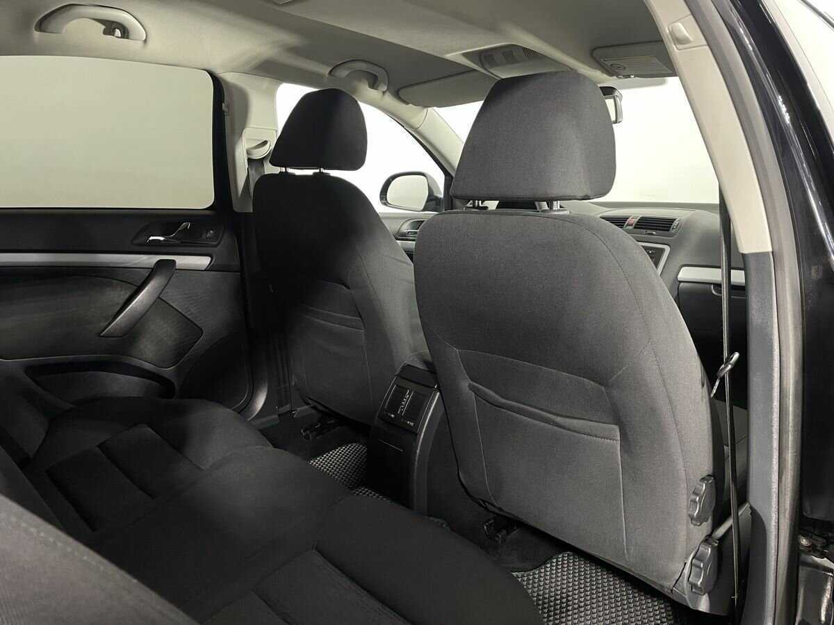 Skoda Octavia 2012 года с пробегом. Фото: #15