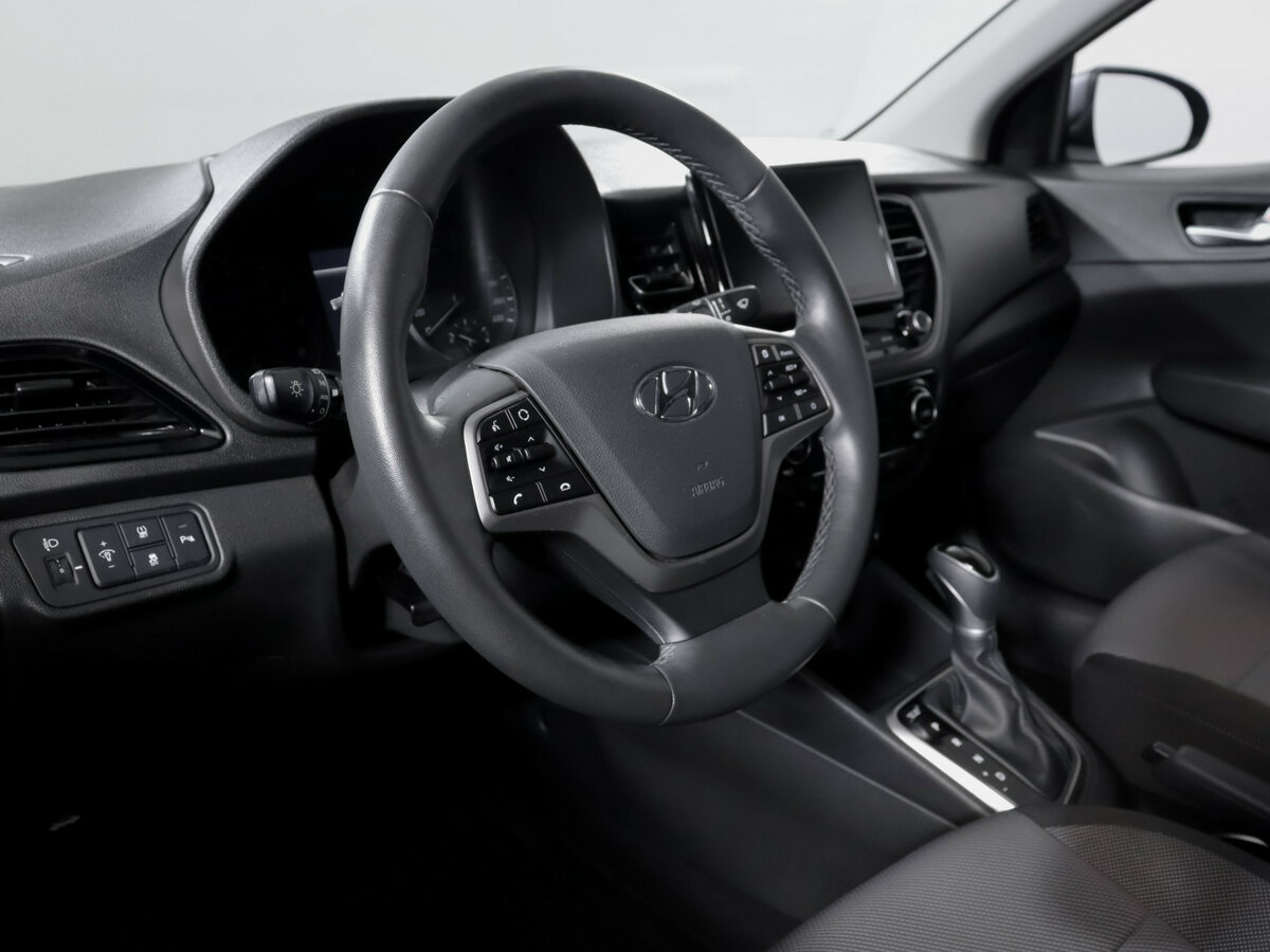 Hyundai Solaris 2021 года с пробегом. Фото: #11