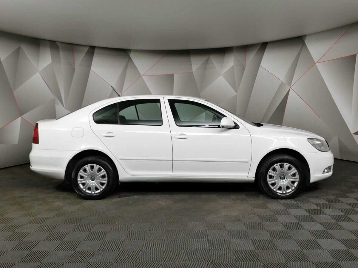 Skoda Octavia 2012 года с пробегом. Фото: #5