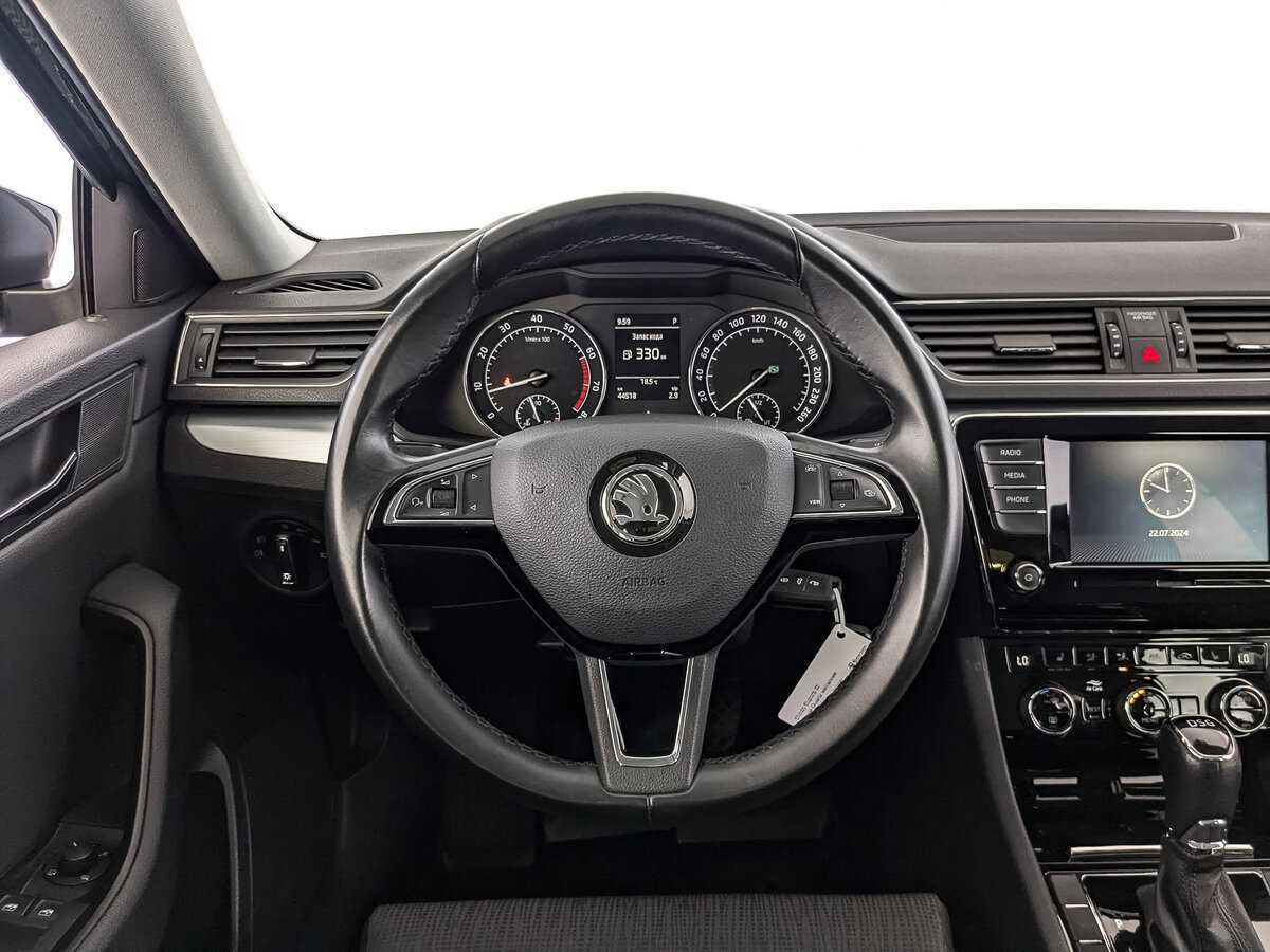 Skoda Superb 2019 года с пробегом. Фото: #17