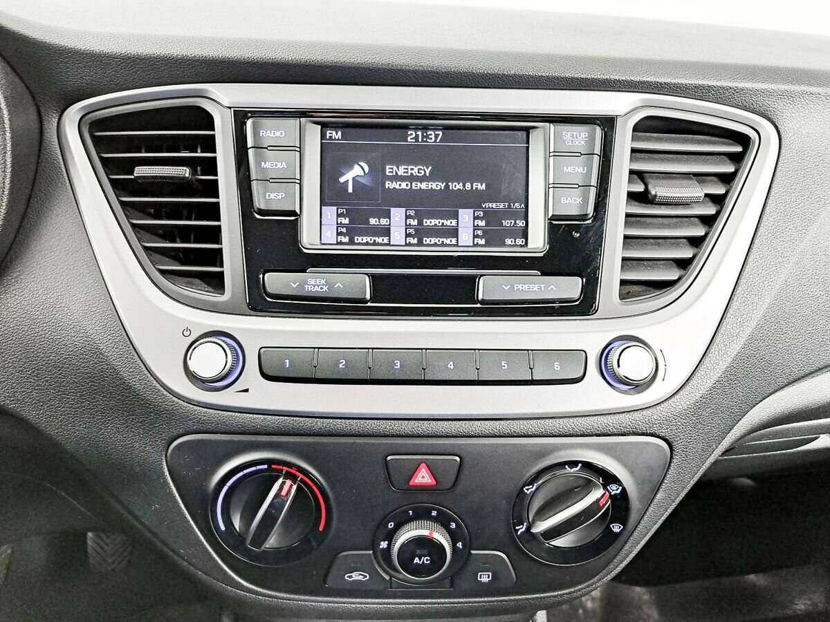 Hyundai Solaris 2018 года с пробегом. Фото: #12