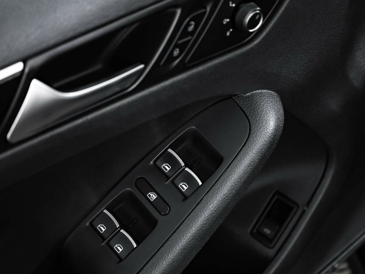 Volkswagen Jetta 2017 года с пробегом. Фото: #21