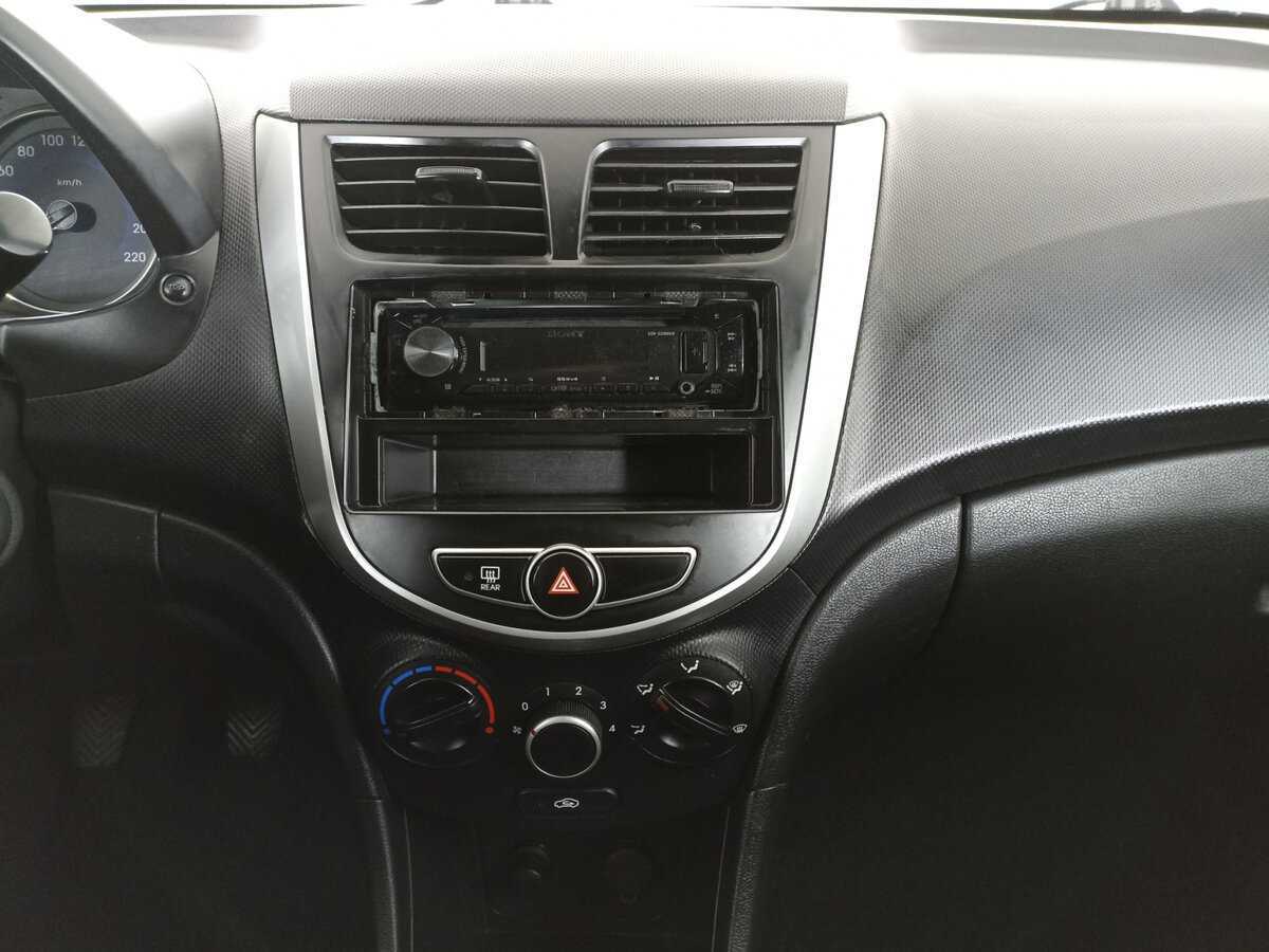 Hyundai Solaris 2013 года с пробегом. Фото: #9