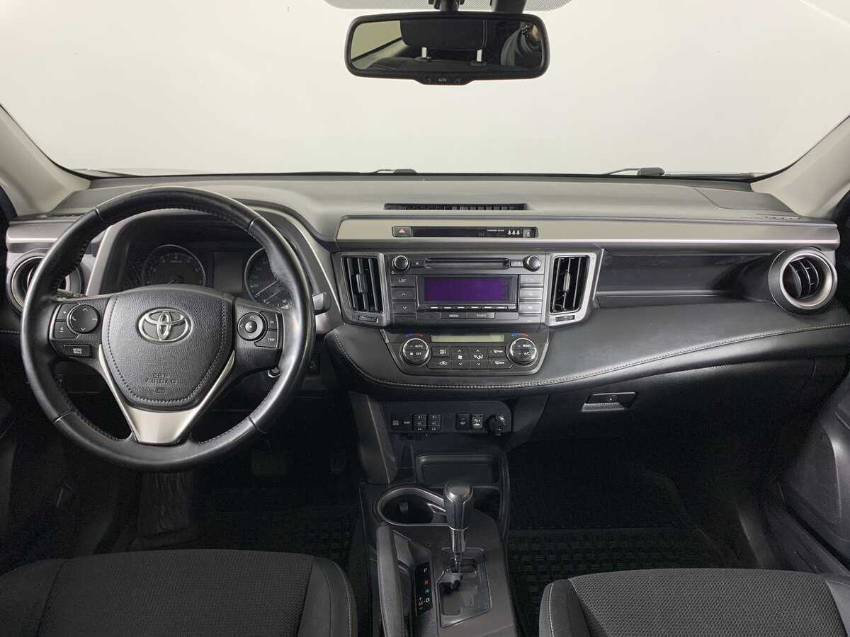 Toyota RAV4 2018 года с пробегом. Фото: #12