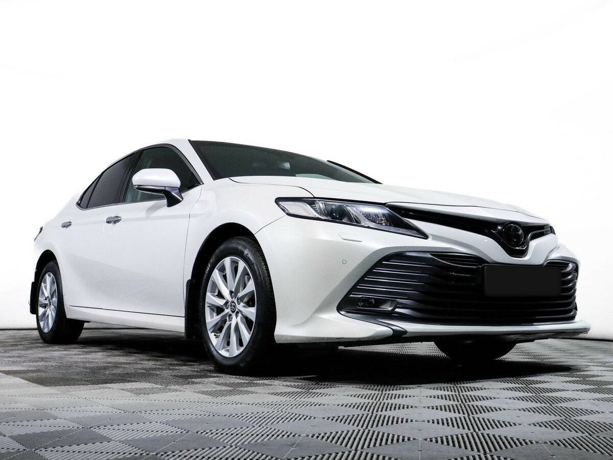 Toyota Camry 2021 года с пробегом. Фото: #18