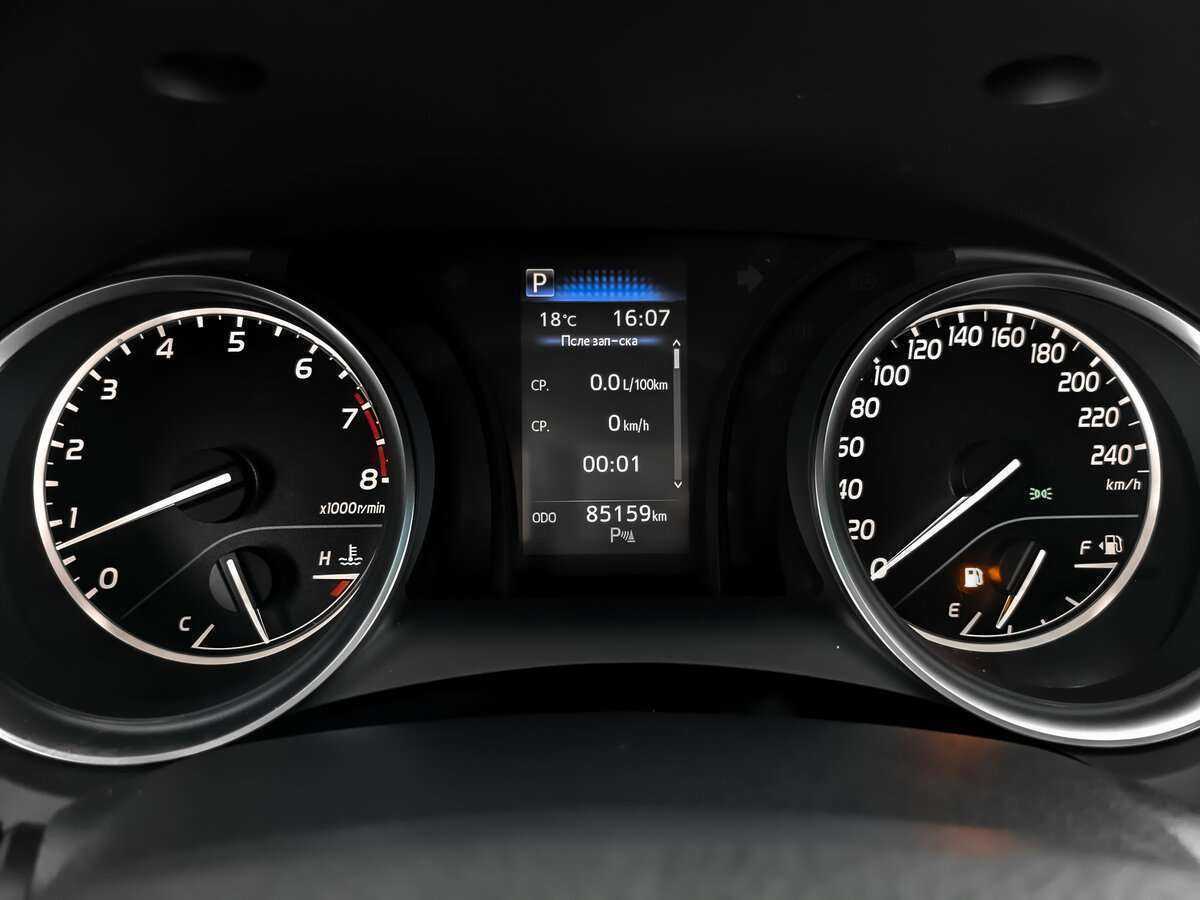 Toyota Camry 2020 года с пробегом. Фото: #15