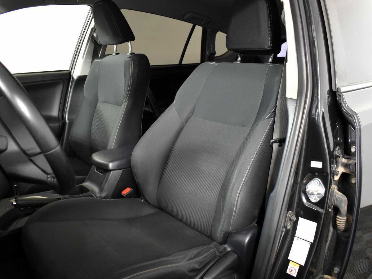 Toyota RAV4 2014 года с пробегом. Фото: #7