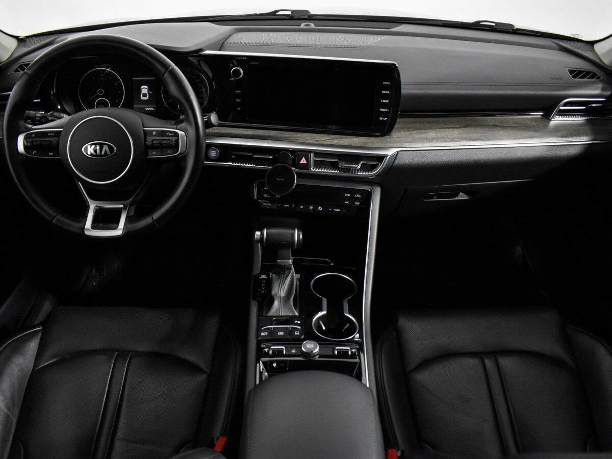 Kia K5 2020 года с пробегом. Фото: #11