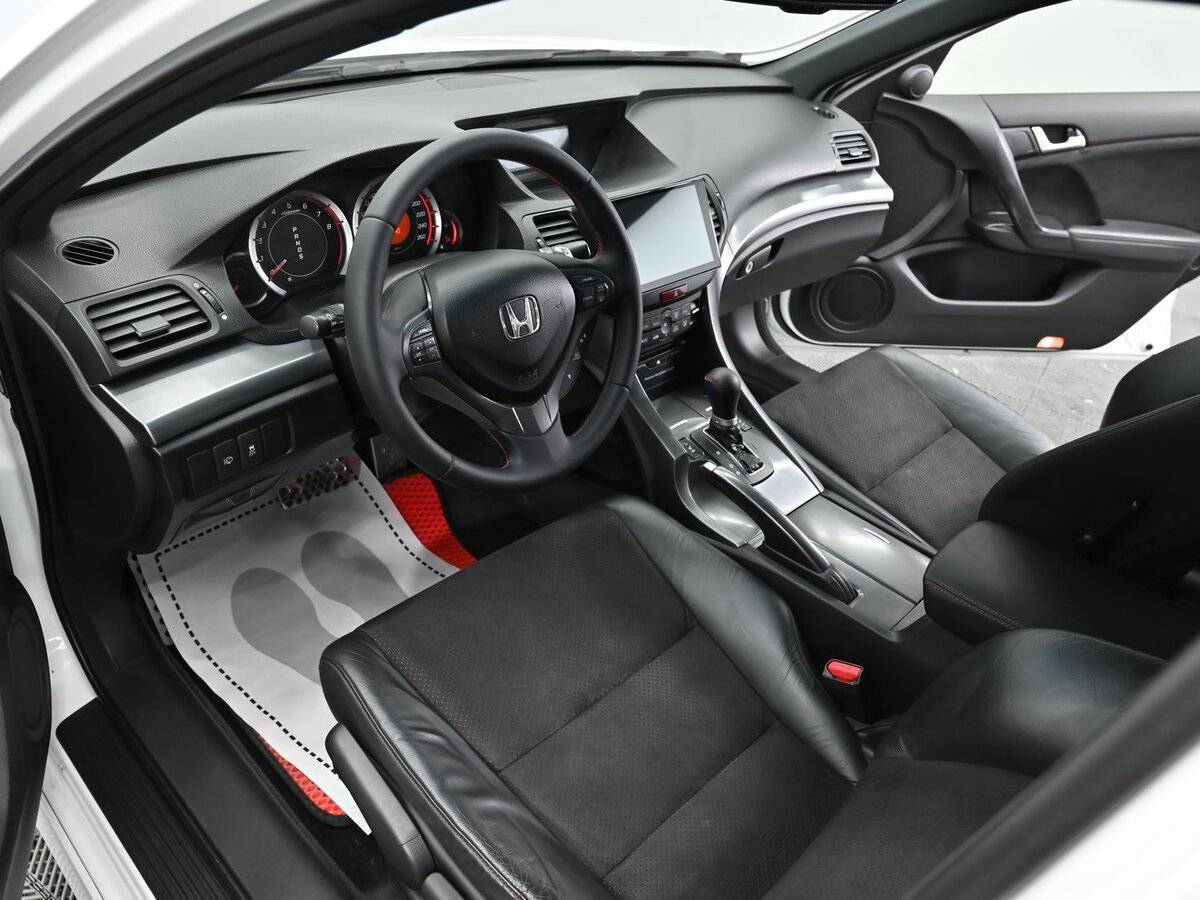 Honda Accord 2012 года с пробегом. Фото: #6