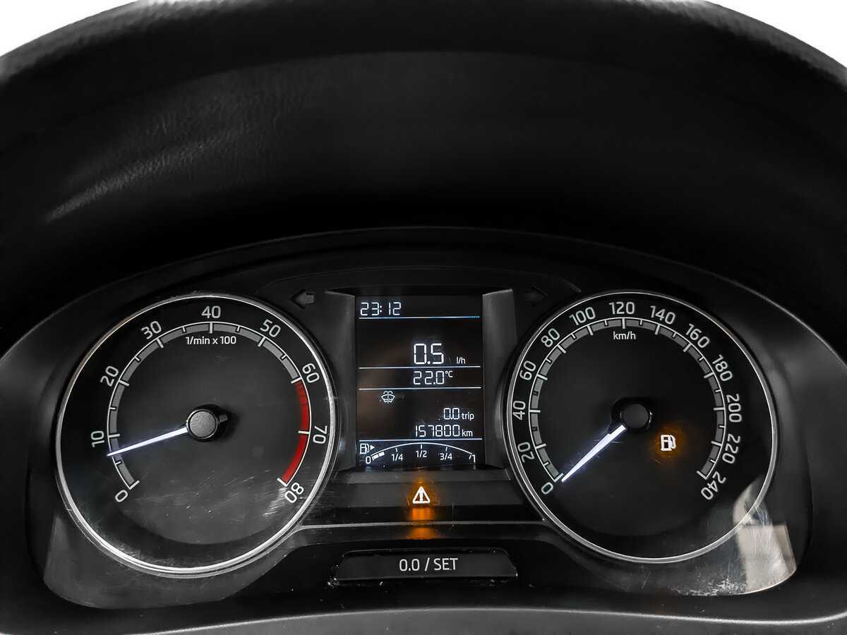 Skoda Rapid 2017 года с пробегом. Фото: #13