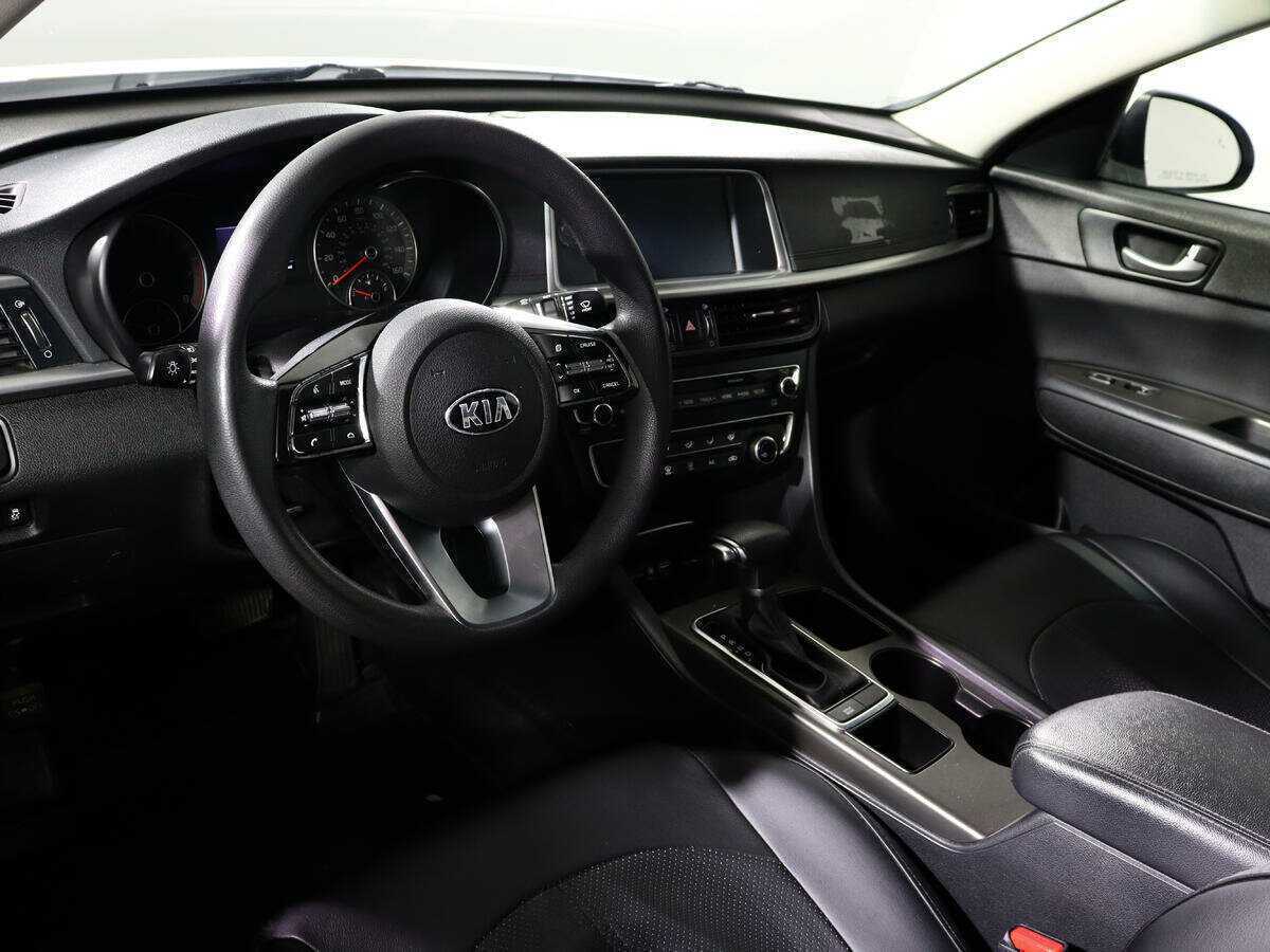 Kia Optima 2018 года с пробегом. Фото: #10